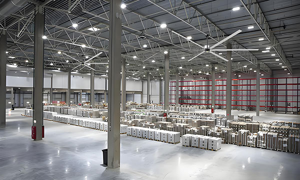 高容量低速（HVLS）ファン
